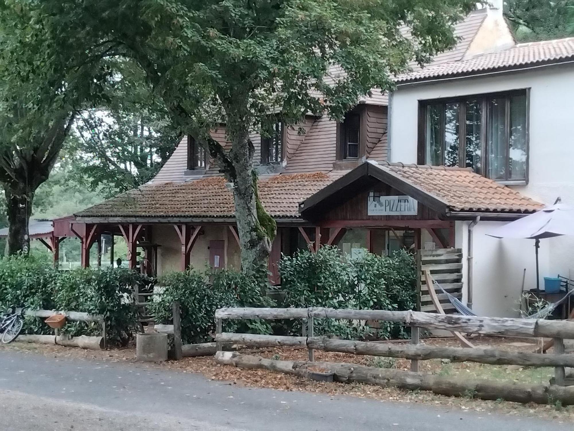 Maisonnette Pour Detente Ou Travail Saint-Aubin-de-Nabirat Exterior photo